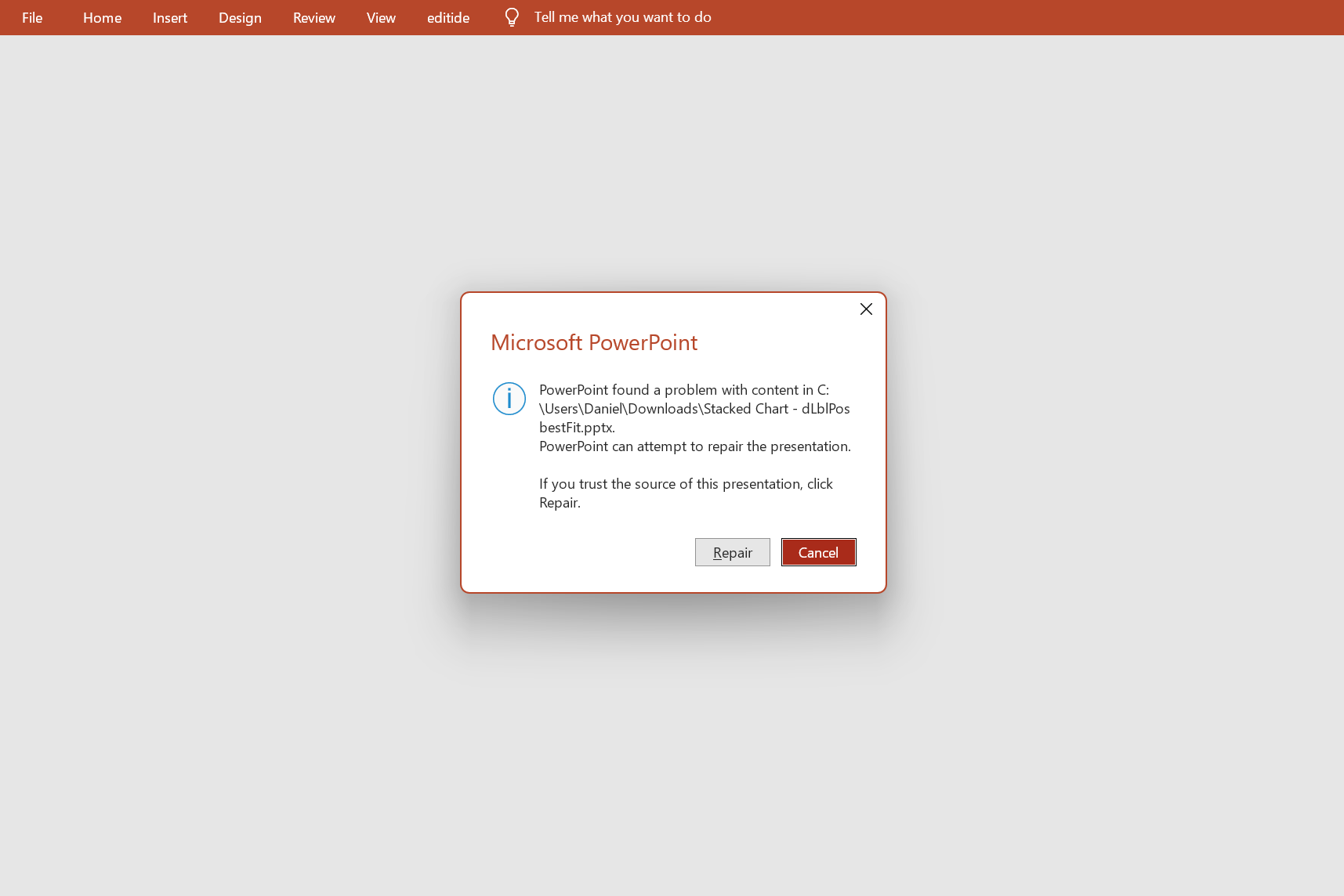 PowerPoint reporting that it found a problem with the presentation